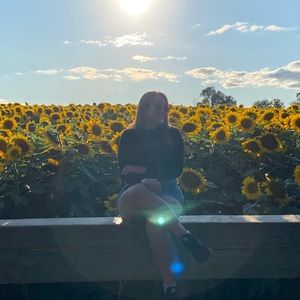 Meet your Posher, Brenda